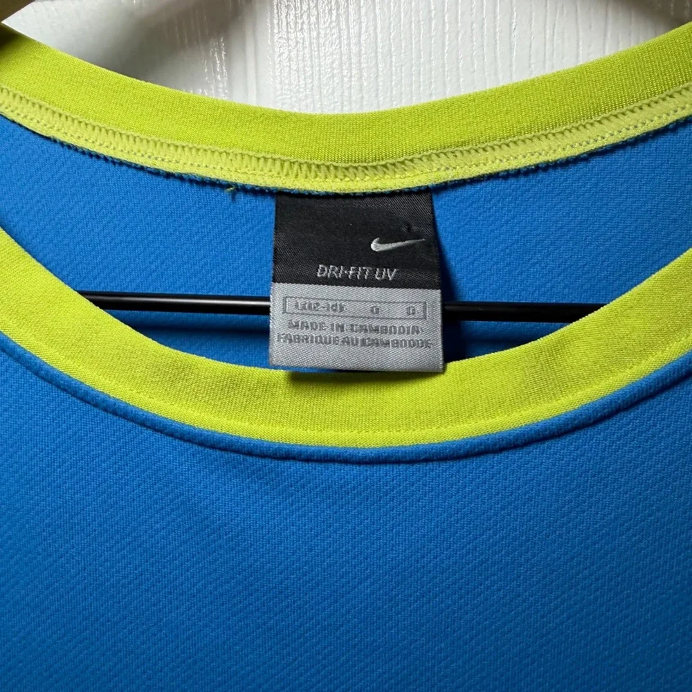 Y2K vintage Nike Dri-FIT UV Blue Lime Green Short Sleeve Athletic Shirt Womens L